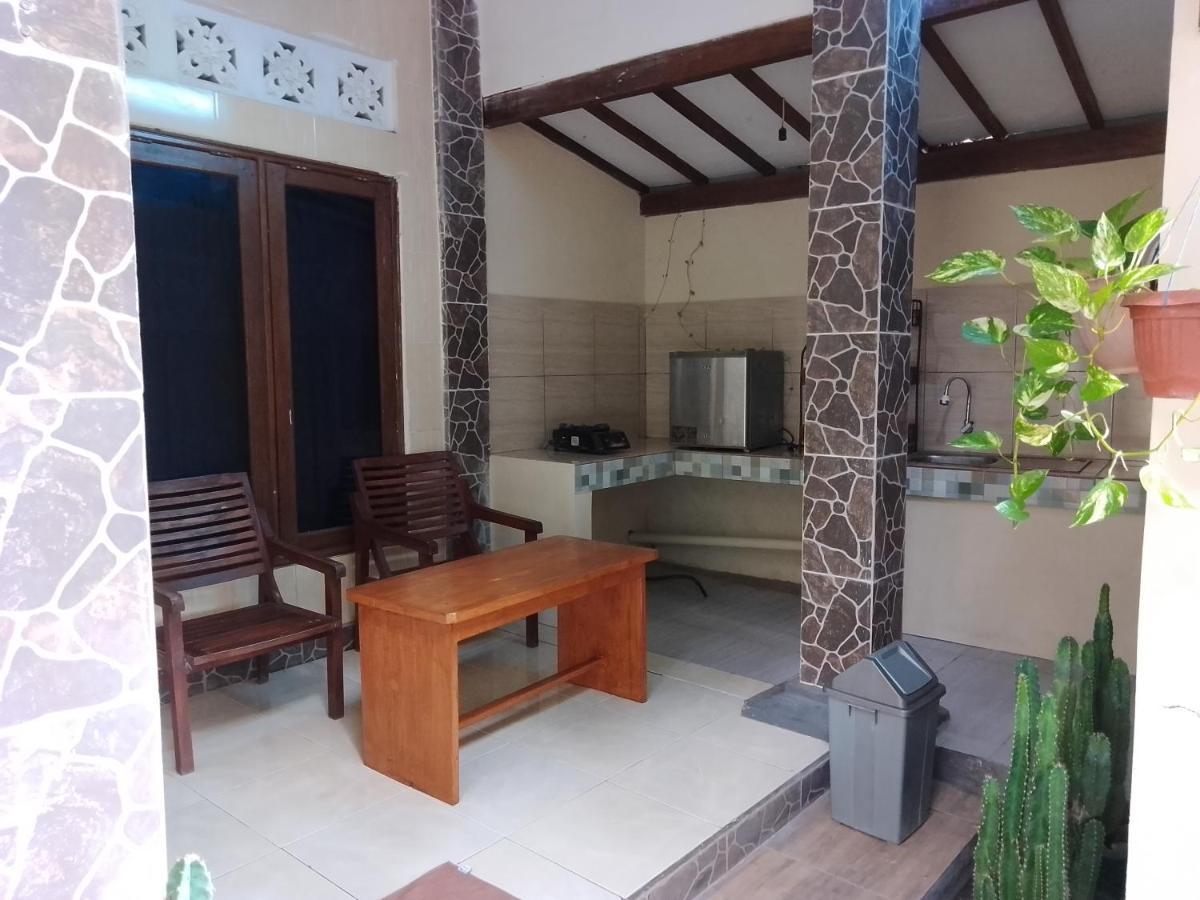 Mangga Homestay Gili Air Exteriör bild