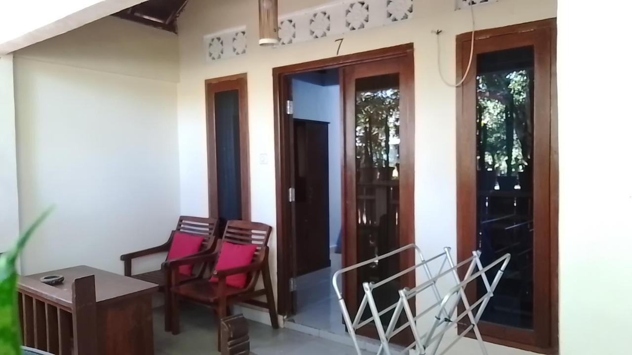 Mangga Homestay Gili Air Exteriör bild